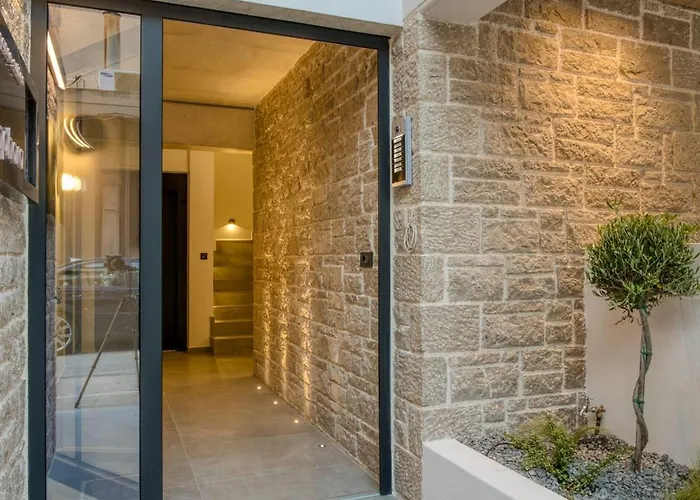 Amphora Nafplio- Elegance Suites